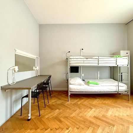 Globe Hostel Prague Adults Only Dış mekan fotoğraf