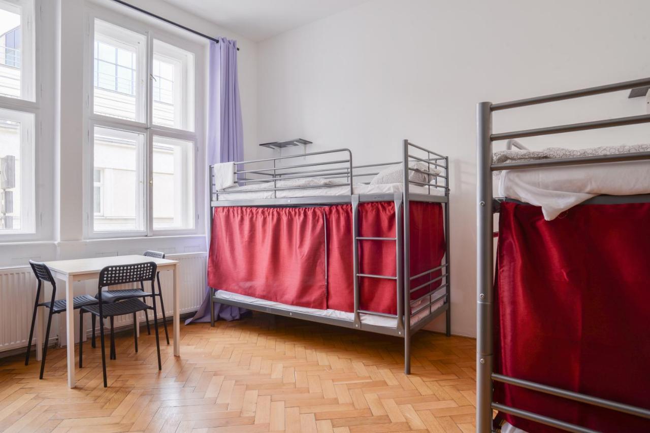 Globe Hostel Prague Adults Only Dış mekan fotoğraf