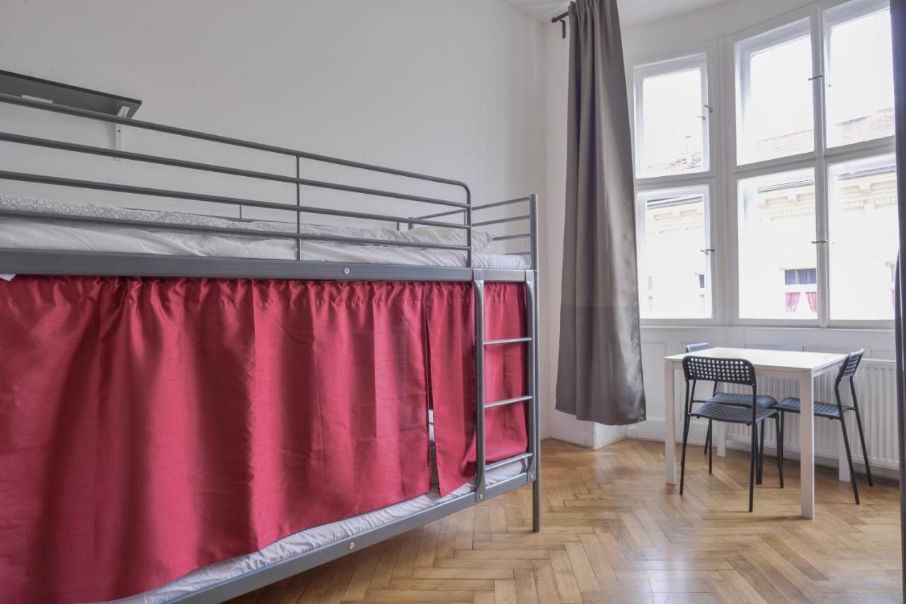 Globe Hostel Prague Adults Only Dış mekan fotoğraf